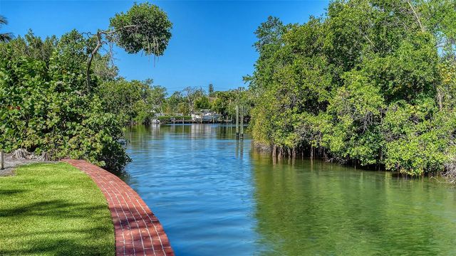 1249 S BASIN LANE, Sarasota, FL 34242