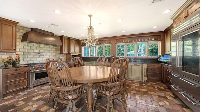 1249 S BASIN LANE, Sarasota, FL 34242