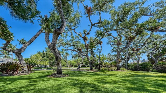 1249 S BASIN LANE, Sarasota, FL 34242