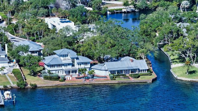 1249 S BASIN LANE, Sarasota, FL 34242