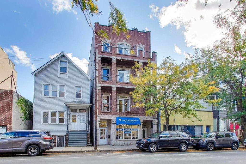 2317 W BELMONT Avenue 1, Chicago, IL 60618