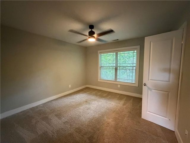 8850 Four Mile Creek Road, Gainesville, GA 30506