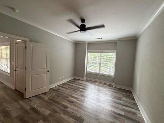 8850 Four Mile Creek Road, Gainesville, GA 30506
