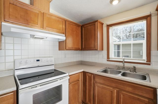 1810 Summit Street 1810 Summit Street, Springfield, OH 45503