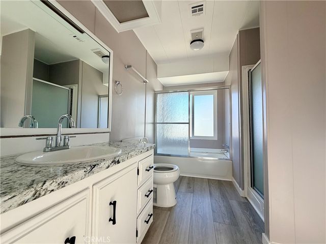 17069 N Indian Canyon Drive 105, Palm Springs, CA 92258