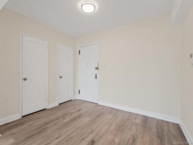 67-12 Yellowstone Boulevard f6, Forest Hills, NY 11375