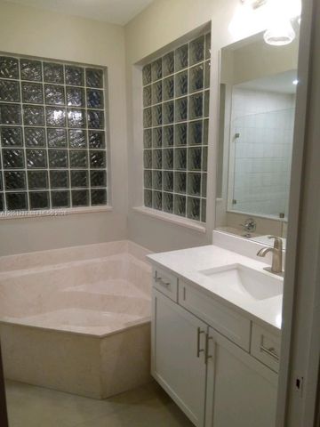9367 LAKE SERENA, Boca Raton, FL 33496