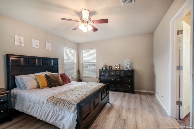 5402 DUKE FLD, San Antonio, TX 78227