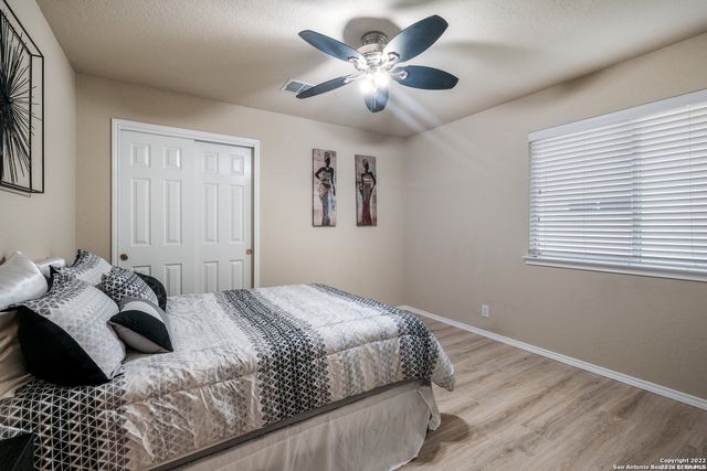 5402 DUKE FLD, San Antonio, TX 78227
