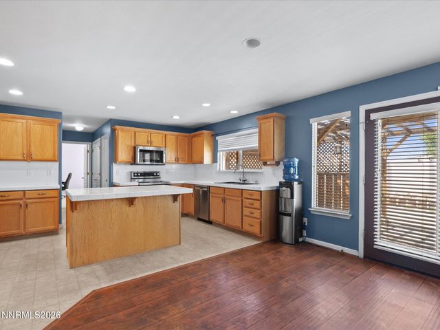 1358 White Bluffs Circle, Fernley, NV 89408