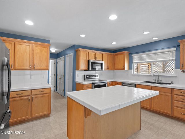 1358 White Bluffs Circle, Fernley, NV 89408