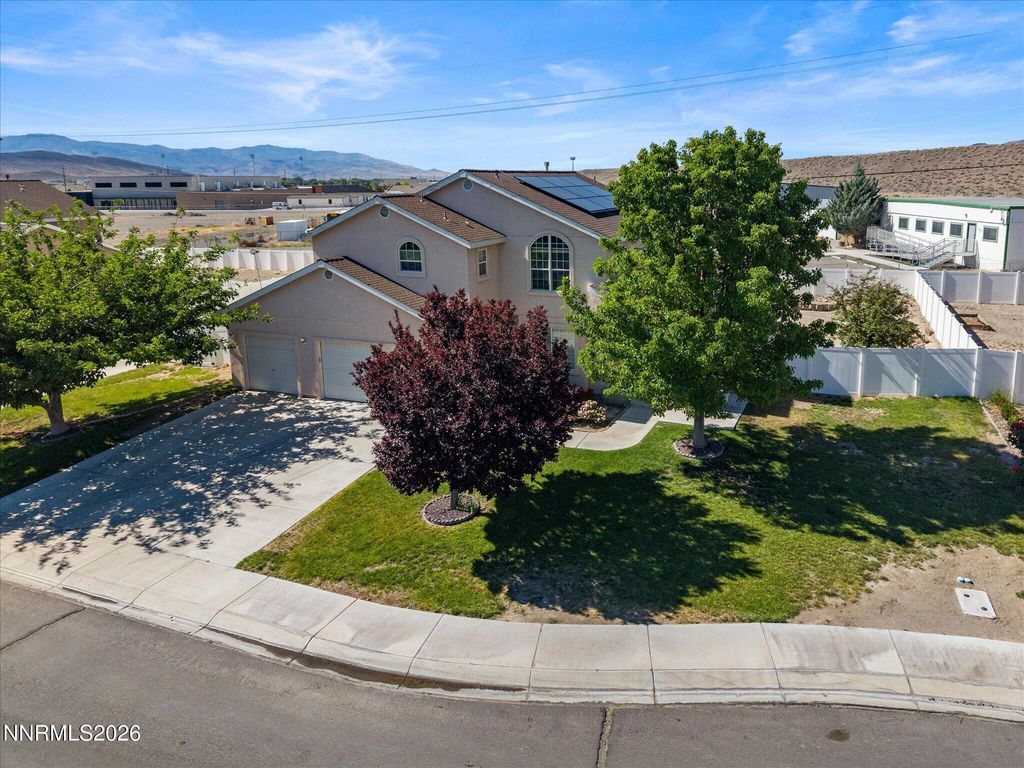 1358 White Bluffs Circle, Fernley, NV 89408