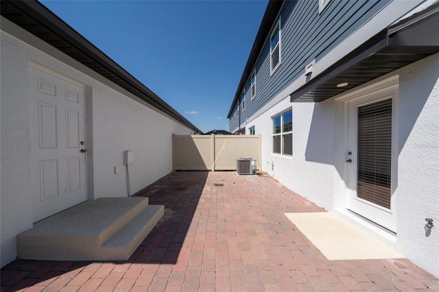 15823 TOLLINGTON ALLEY, Winter Garden, FL 34787