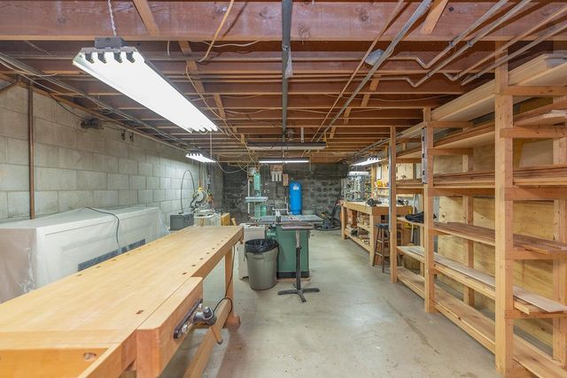 26103 Vista Lane, Elkhart, IN 46517