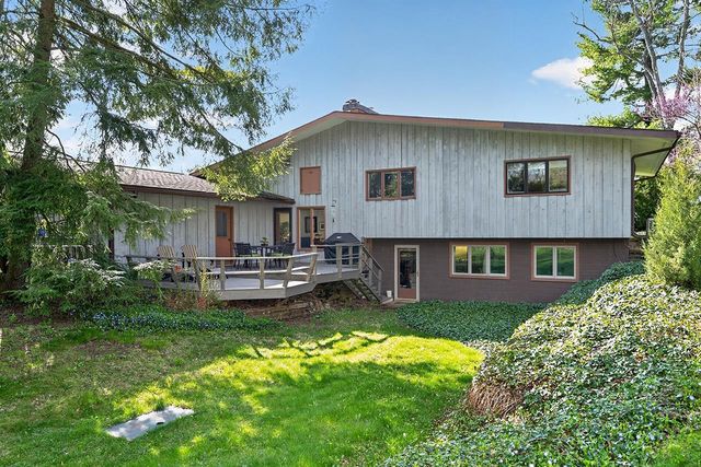 26103 Vista Lane, Elkhart, IN 46517