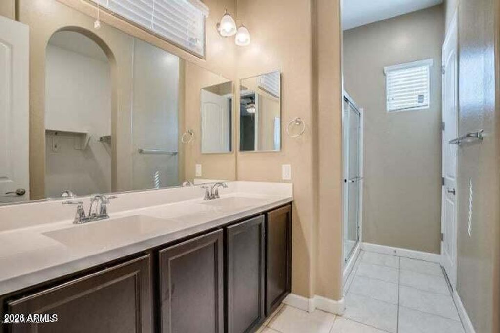 1367 S Country Club Drive 1346, Mesa, AZ 85210