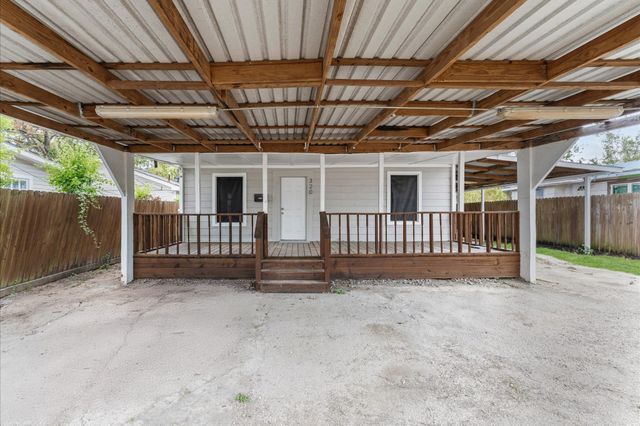 320 Delaware Street, Houston, TX 77029