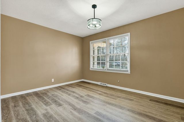 129 Hillwood Drive, Dalton, GA 30721