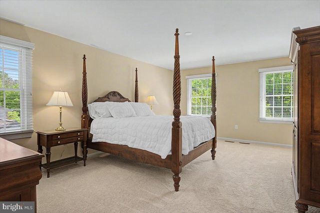 17 RUNNING BROOK LN, Newark, DE 19711