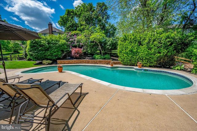 17 RUNNING BROOK LN, Newark, DE 19711