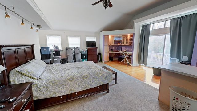 32 Acton Rd, Westford, MA 01886