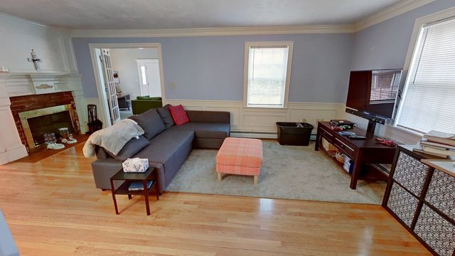 32 Acton Rd, Westford, MA 01886