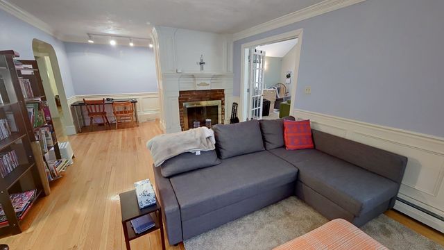 32 Acton Rd, Westford, MA 01886