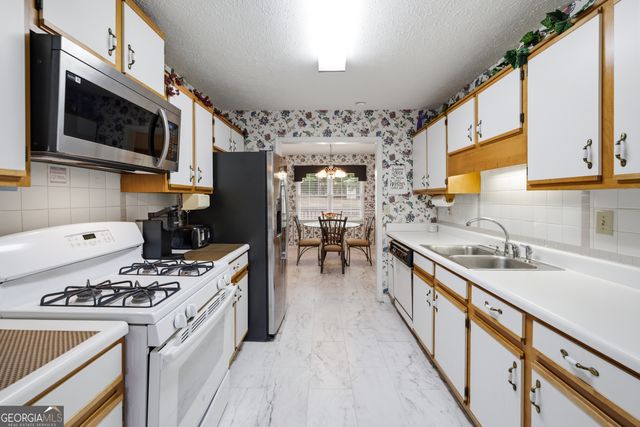 285 Burch Road, Fayetteville, GA 30215