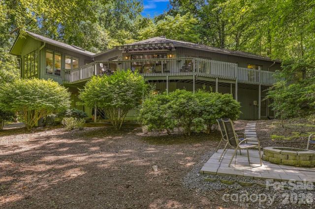 193 Downing Place, Lake Lure, NC 28746
