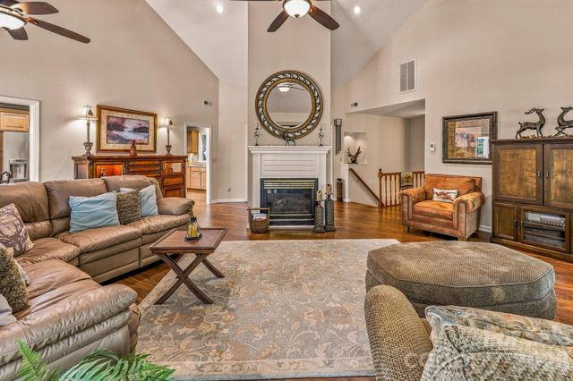 193 Downing Place, Lake Lure, NC 28746
