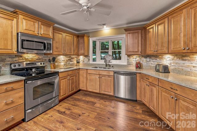 193 Downing Place, Lake Lure, NC 28746