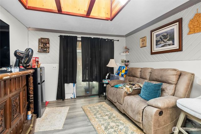 7008 E B Street, Tacoma, WA 98407
