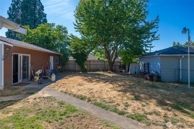 7008 E B Street, Tacoma, WA 98407