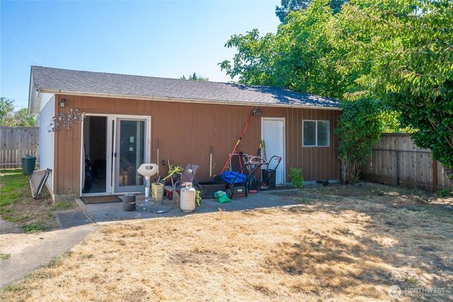 7008 E B Street, Tacoma, WA 98407