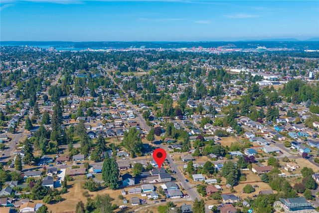 7008 E B Street, Tacoma, WA 98407