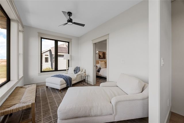 700 Lakeview Court, Tiffin, IA 52340