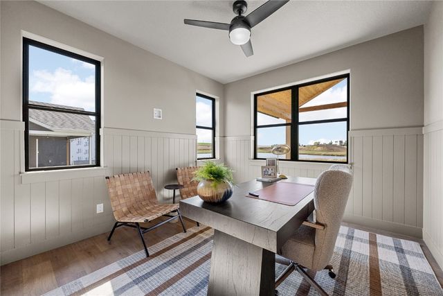 700 Lakeview Court, Tiffin, IA 52340