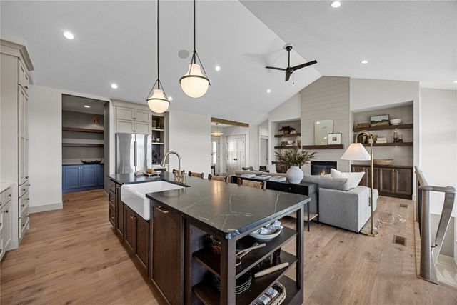 700 Lakeview Court, Tiffin, IA 52340