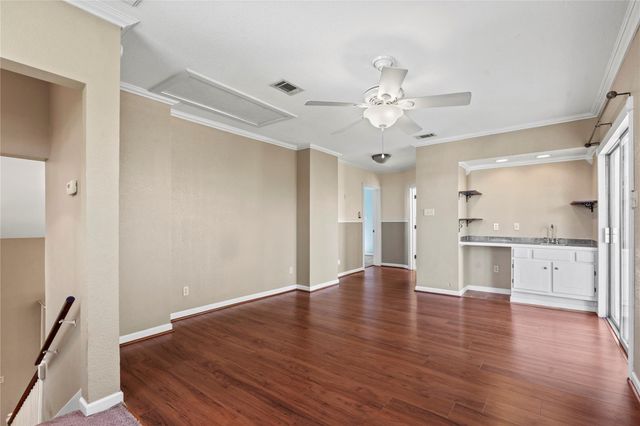 119 8th Street, San Leon, TX 77539