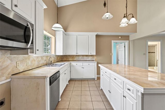119 8th Street, San Leon, TX 77539