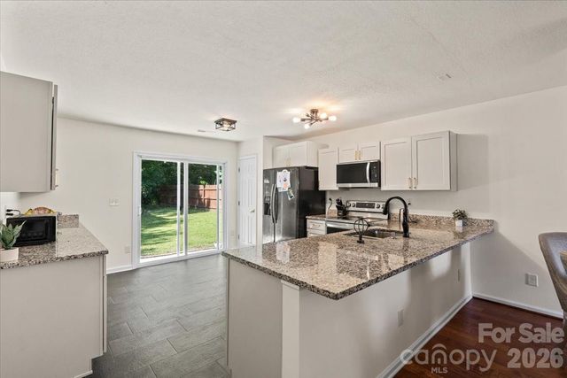 3119 Decapolis Drive, Charlotte, NC 28215