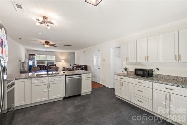 3119 Decapolis Drive, Charlotte, NC 28215