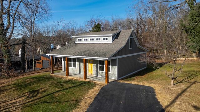 113 FRAZIER ST, Staunton, VA 24401