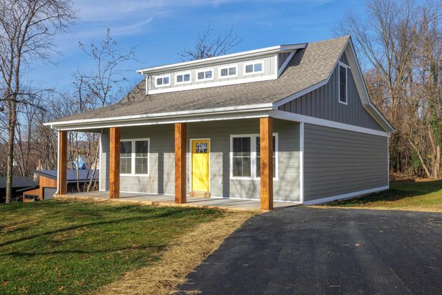 113 FRAZIER ST, Staunton, VA 24401