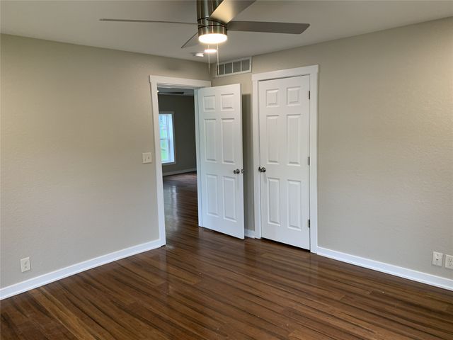 512 N Division Street, Stuart, IA 50250
