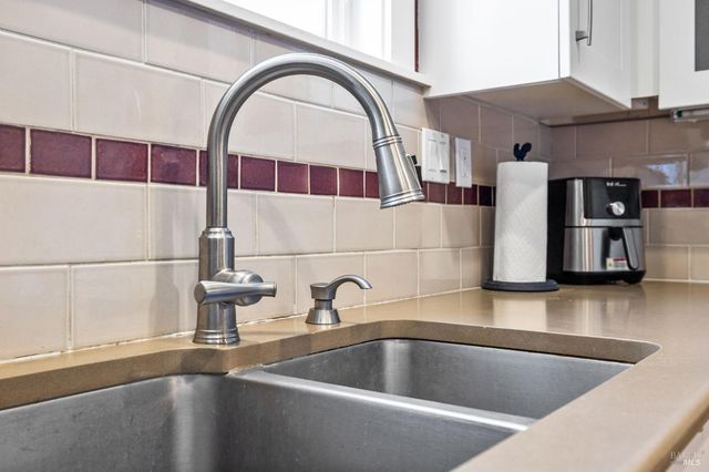 5088 Firestone Ct, Santa Rosa, CA 95409