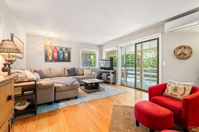 5088 Firestone Ct, Santa Rosa, CA 95409