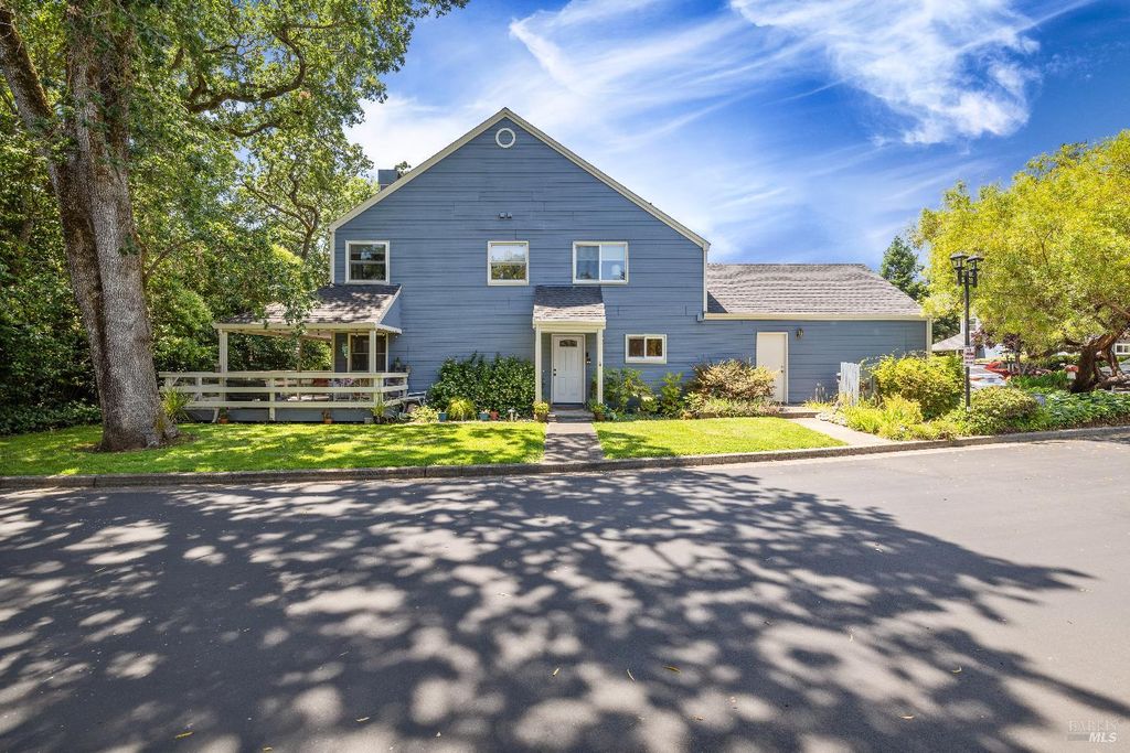 5088 Firestone Ct, Santa Rosa, CA 95409