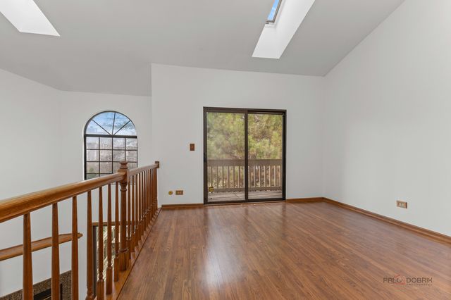 1440 Waukegan Road, Deerfield, IL 60015