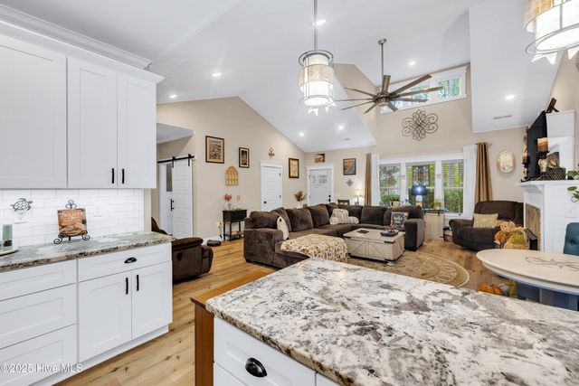 4094 Honey Locust Way SE, Southport, NC 28461